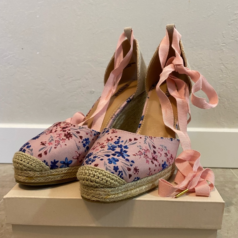 JustFab Floral Espadrille Wedges - Size 6.5 - Like-new condition